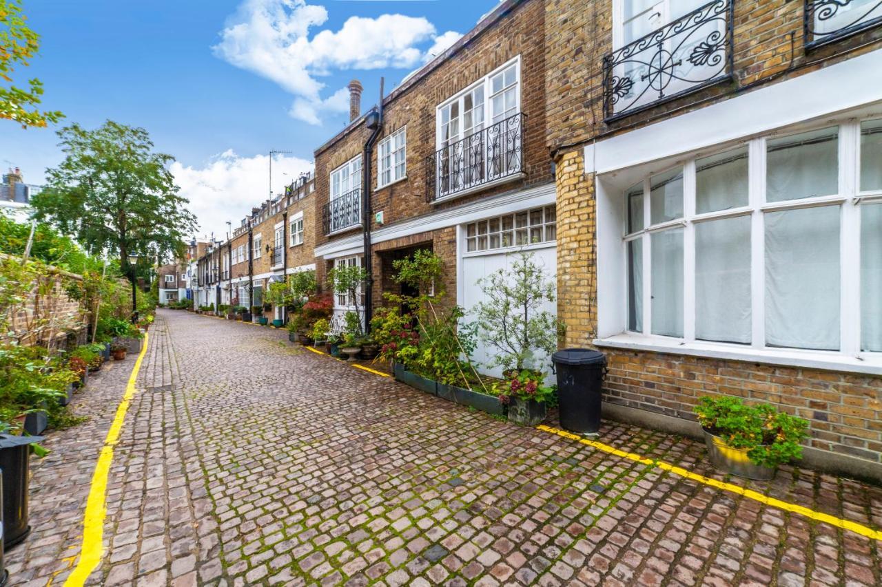 Kynance Mews Rustic And Unique Three Bedroom Mews House With A Private Courtyard Londres Exterior foto